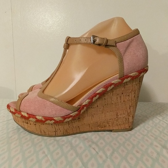 Tommy Hilfiger Shoes - Gorgeous Tommy Hilfiger wedges sz 7.5